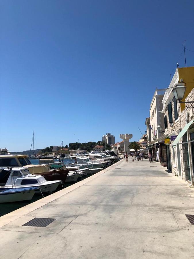 Apartmani Bolero - Obiteljski Odmor Vodice Exterior foto